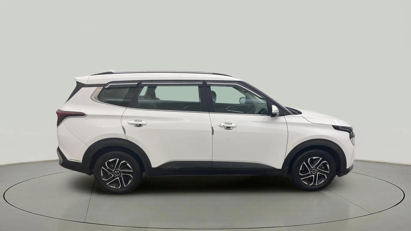 2022 KIA CARENS PRESTIGE PLUS 1.5 DIESEL 7 STR, Diesel, Manual, 37,726 km, Right Side View