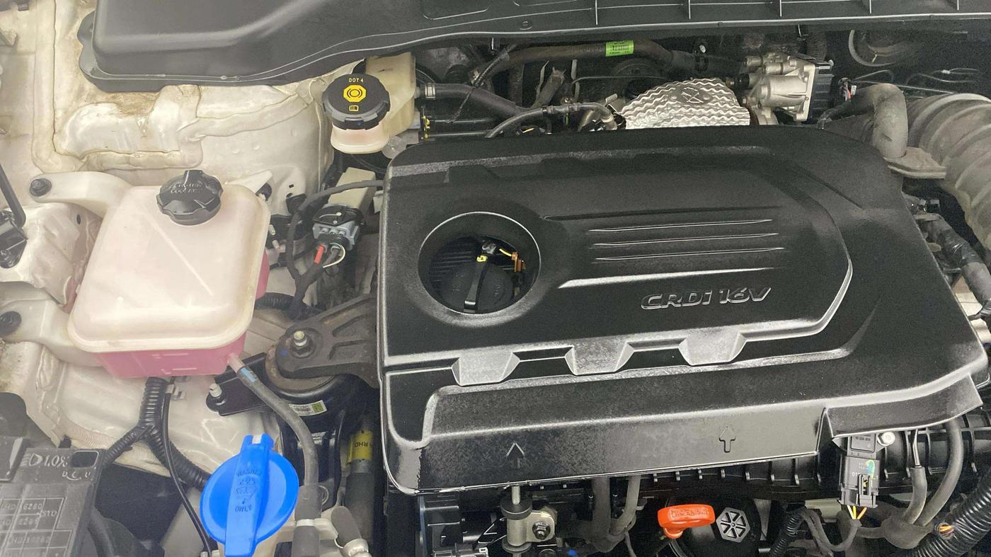 2022 KIA CARENS PRESTIGE PLUS 1.5 DIESEL 7 STR, Diesel, Manual, 37,726 km, Engine View - Right