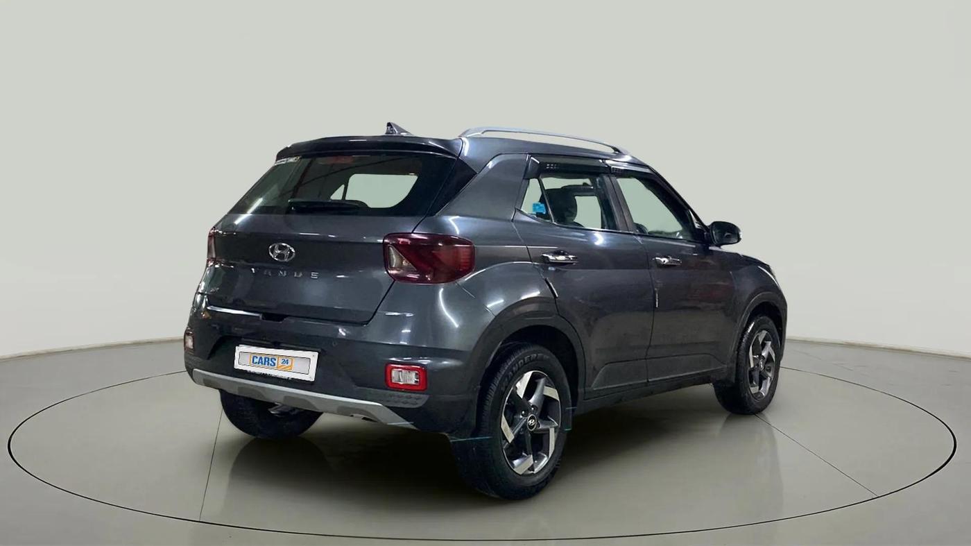 2022 Hyundai VENUE SX 1.5 (O) EXECUTIVE CRDI, Diesel, Manual, 45,564 km, Right Back Diagonal