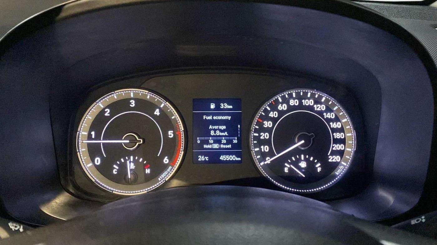 2022 Hyundai VENUE SX 1.5 (O) EXECUTIVE CRDI, Diesel, Manual, 45,564 km, Odometer Image