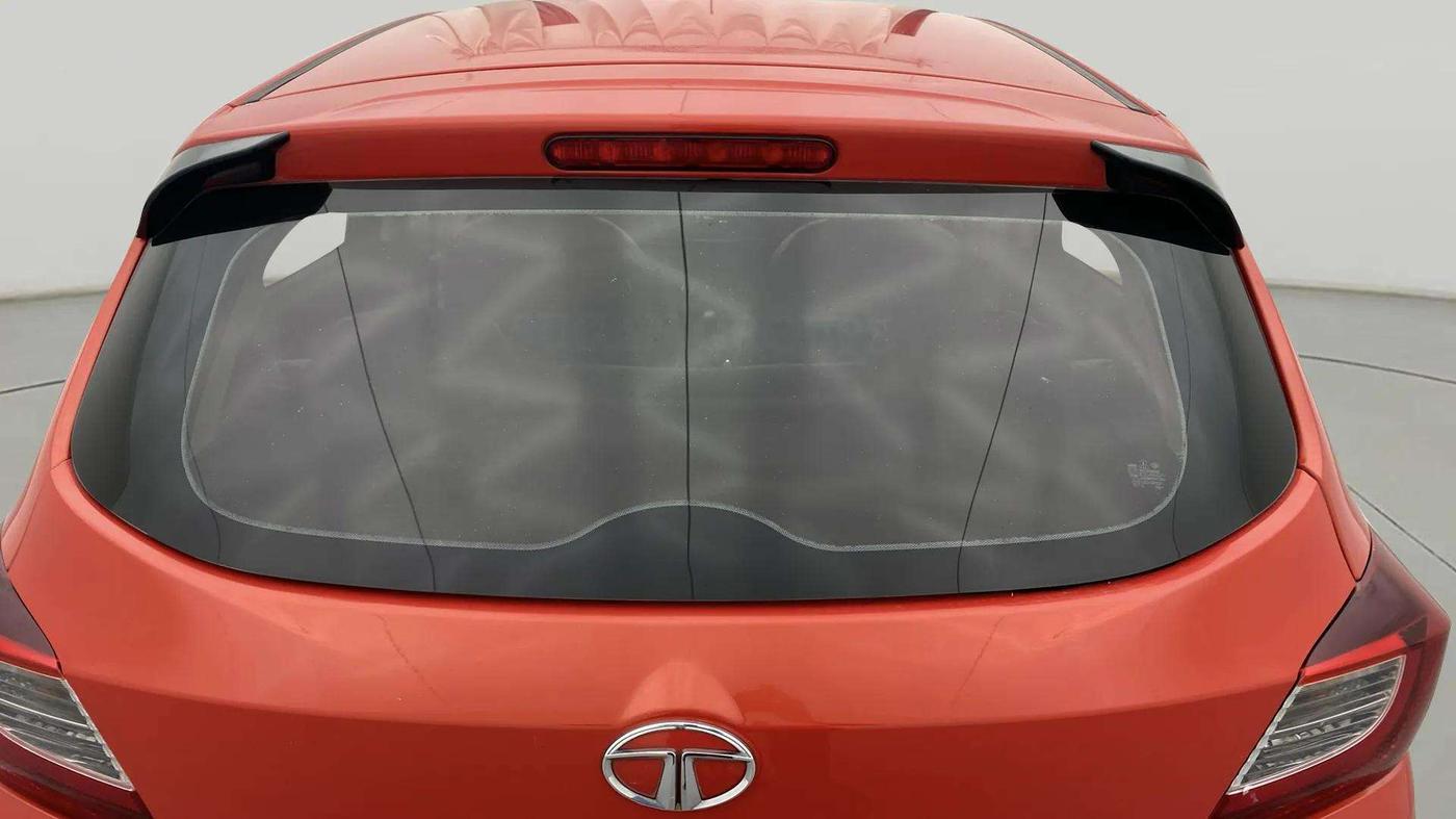 2022 Tata Tiago XT PETROL, Petrol, Manual, 39,318 km, Rear Windshield