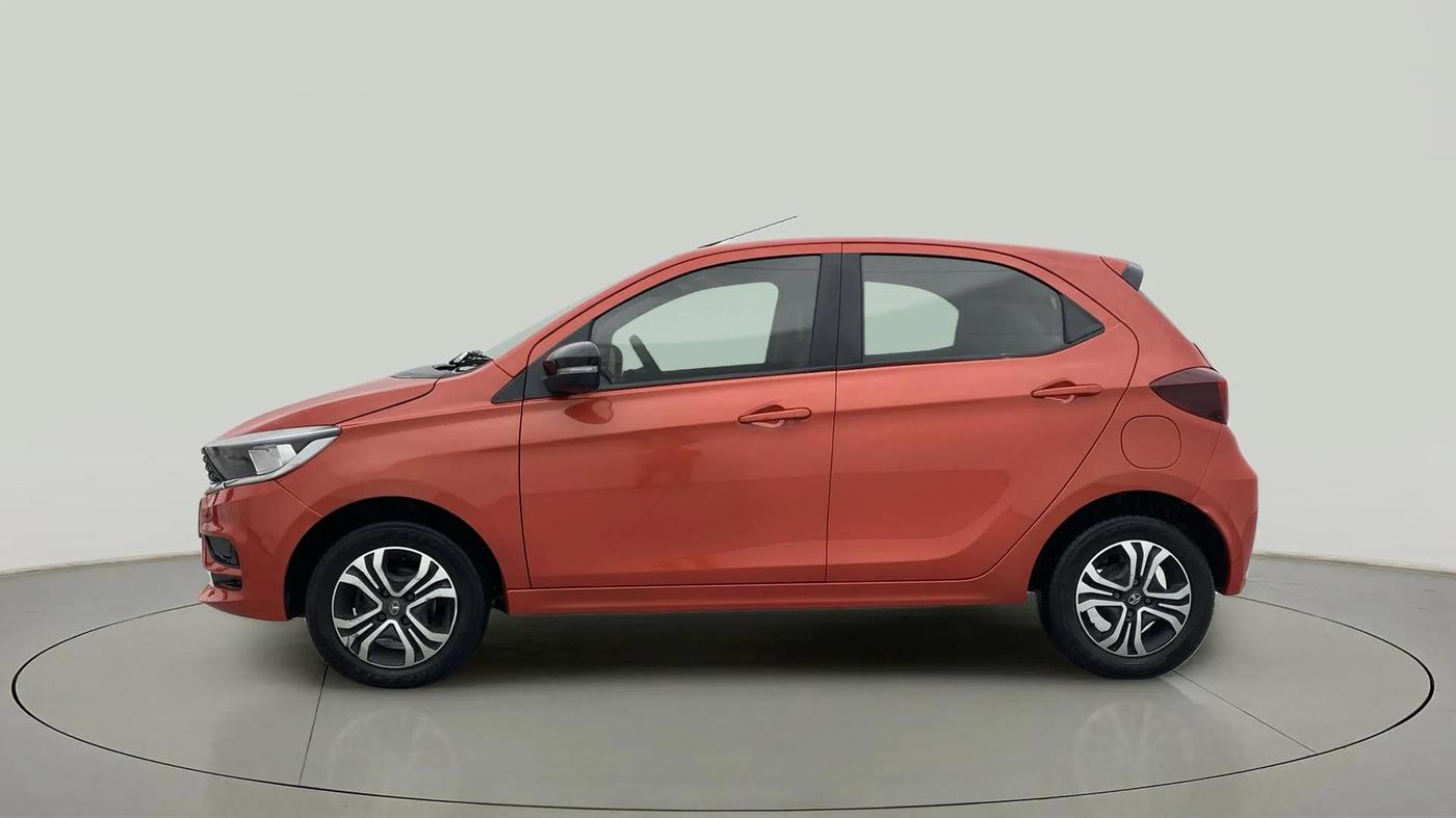 2022 Tata Tiago XT PETROL, Petrol, Manual, 39,318 km, Left Side
