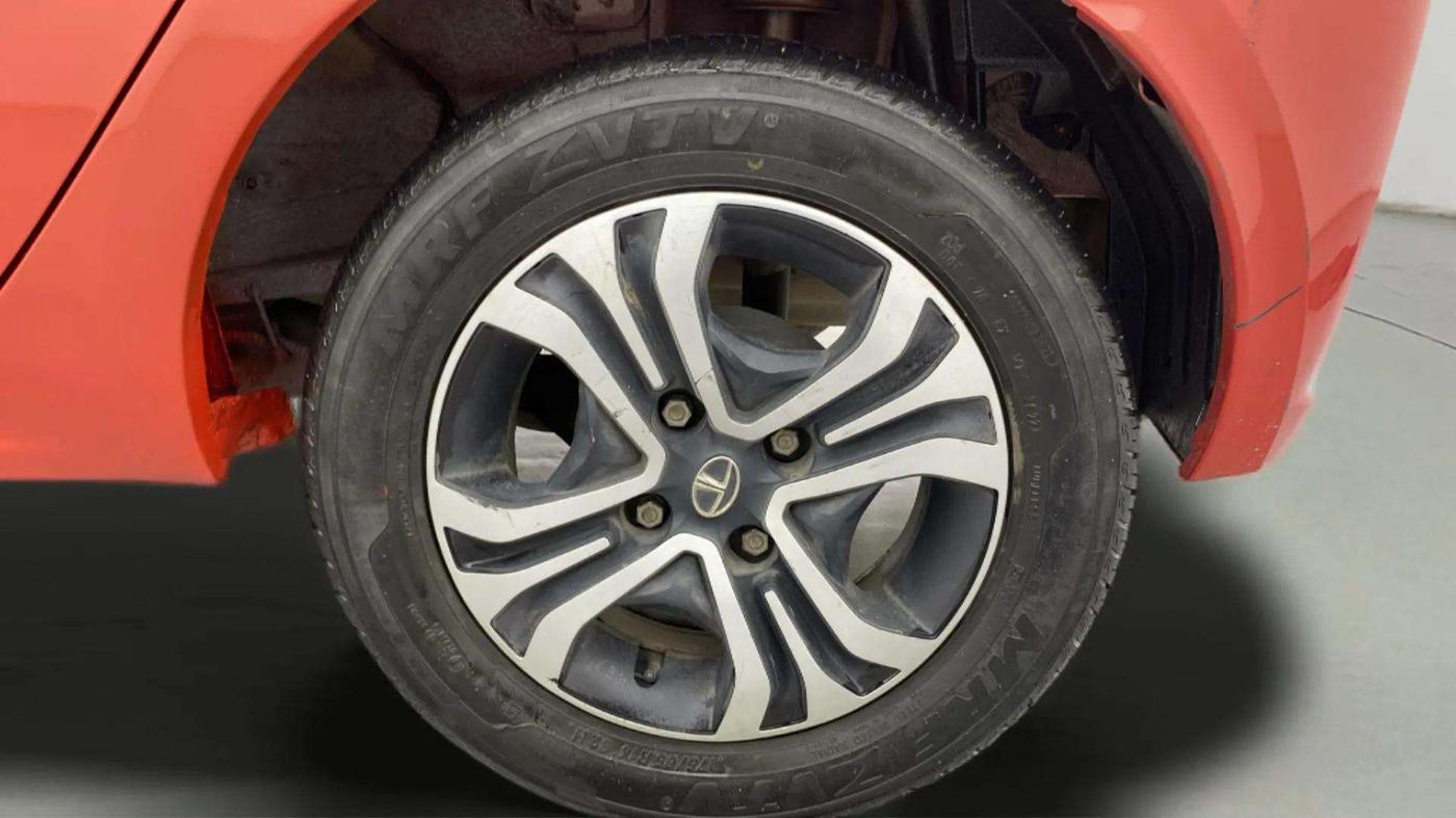 2022 Tata Tiago XT PETROL, Petrol, Manual, 39,318 km, Left Rear Wheel