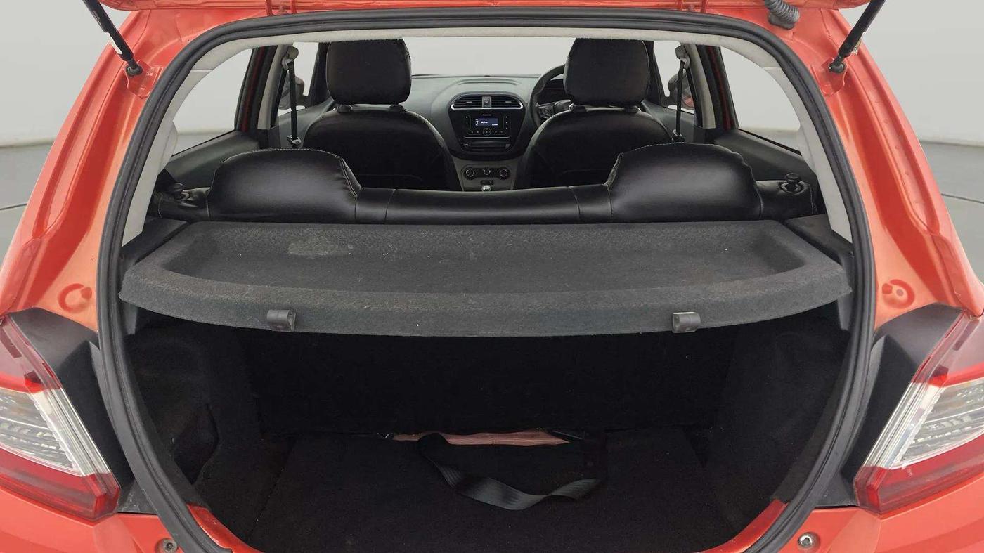 2022 Tata Tiago XT PETROL, Petrol, Manual, 39,318 km, Boot Inside