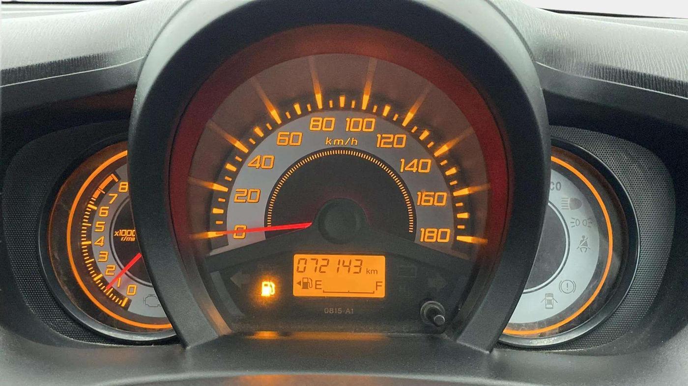 2014 Honda Brio S MT, Petrol, Manual, 72,245 km, Odometer Image