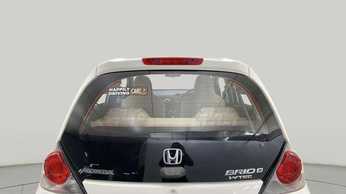 2014 Honda Brio S MT, Petrol, Manual, 72,245 km, Rear Windshield