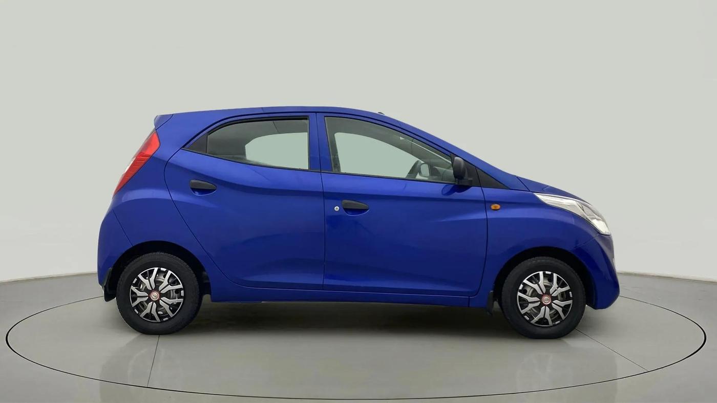 2014 Hyundai Eon ERA +, Petrol, Manual, 38,044 km, Right Side View