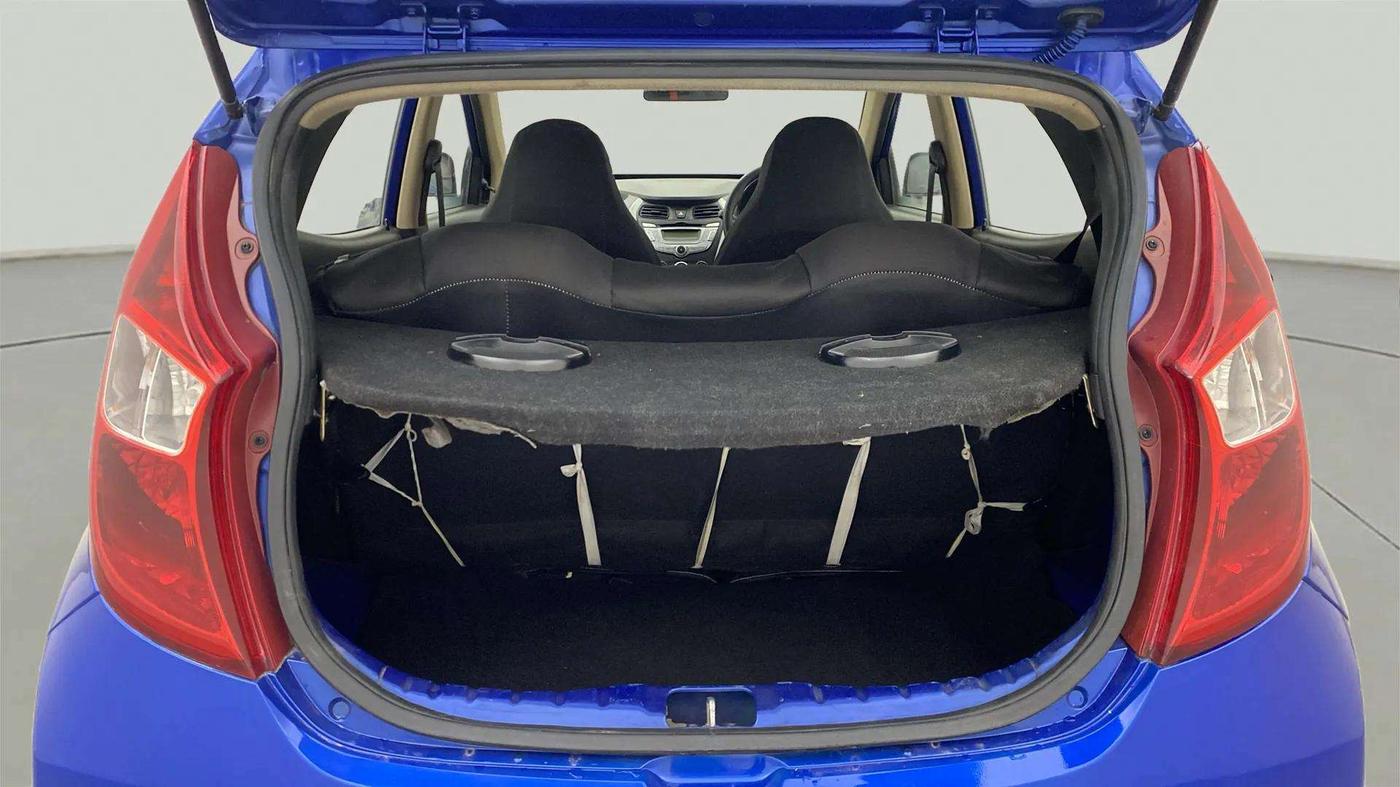 2014 Hyundai Eon ERA +, Petrol, Manual, 38,044 km, Boot Inside