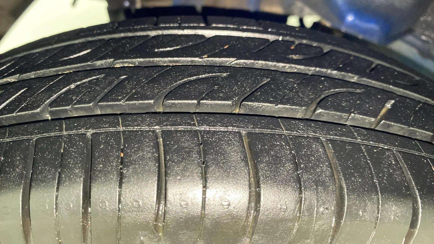 2014 Hyundai Eon ERA +, Petrol, Manual, 38,044 km, Right Rear Tyre Tread