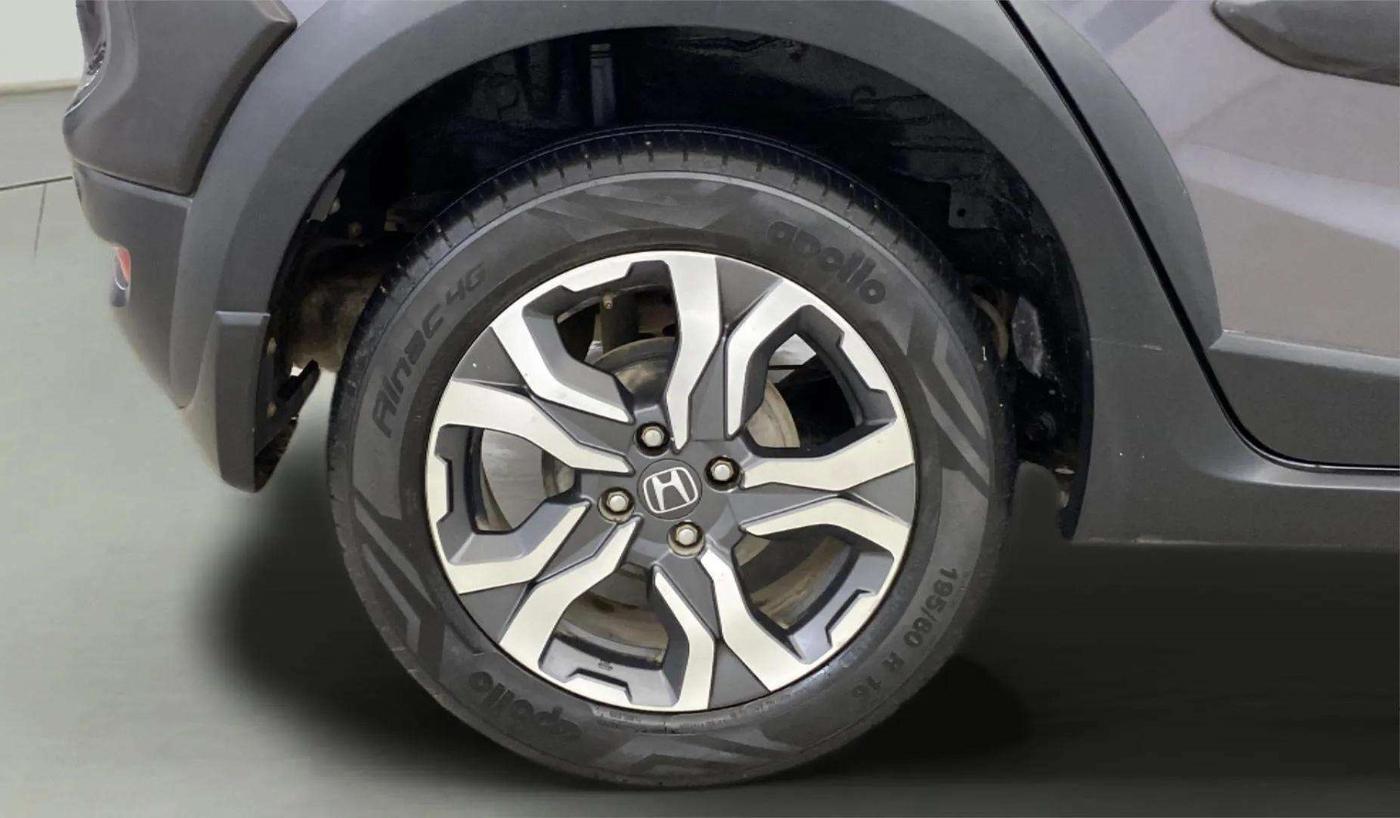2017 Honda WR-V 1.2L I-VTEC VX MT, Petrol, Manual, 73,211 km, Right Rear Wheel