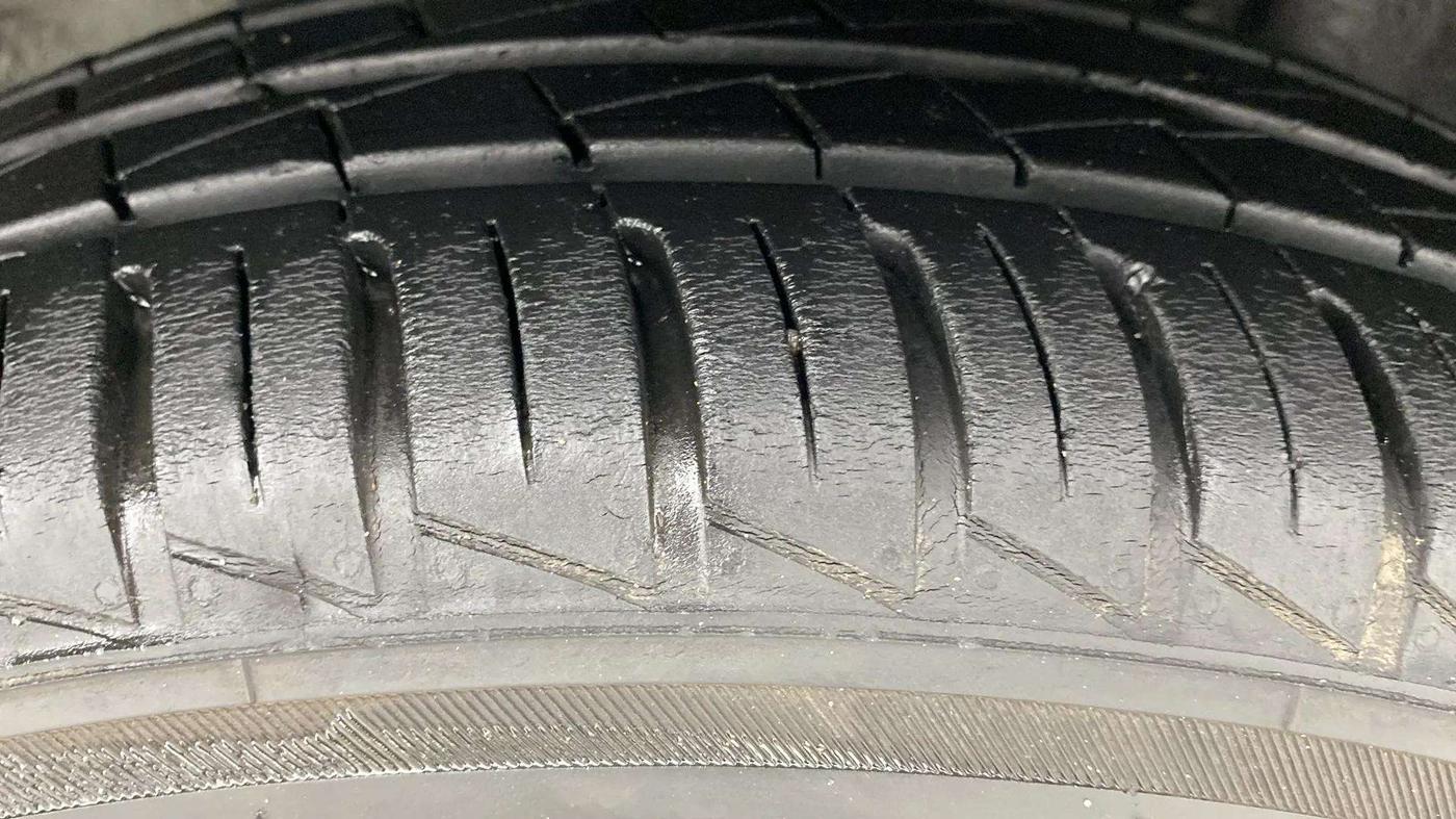 2023 Renault Kwid RXT 1.0, Petrol, Manual, 11,724 km, Right Front Tyre Tread