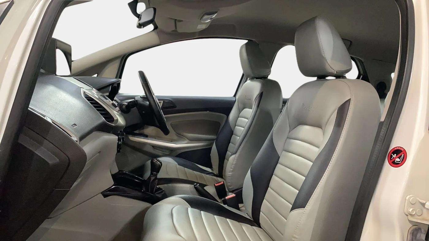 2016 Ford Ecosport TREND+ 1.5L DIESEL, Diesel, Manual, 52,507 km, Right Side Front Door Cabin