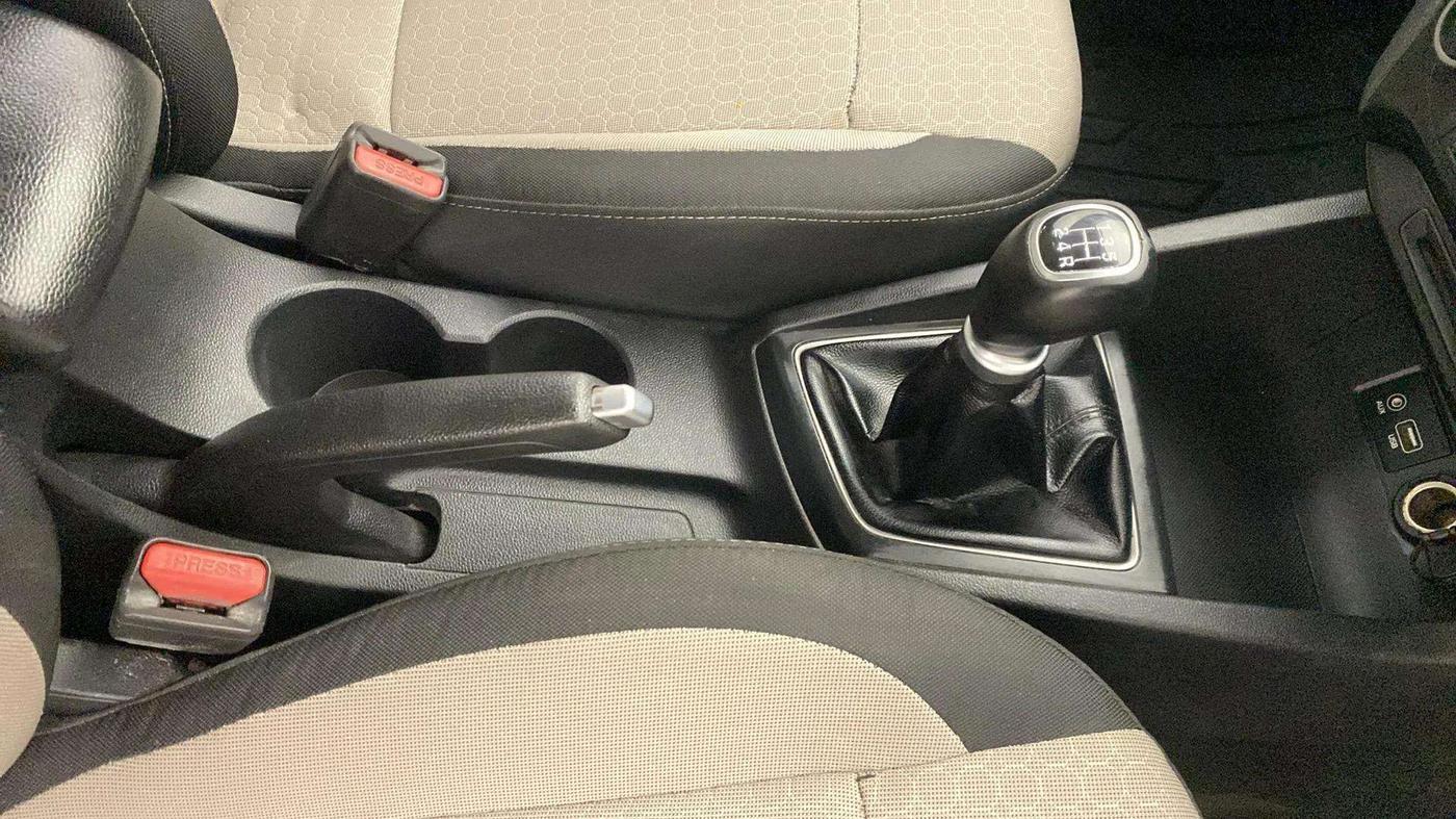 2015 Hyundai Elite i20 SPORTZ 1.2, Petrol, Manual, 80,227 km, Gear Lever