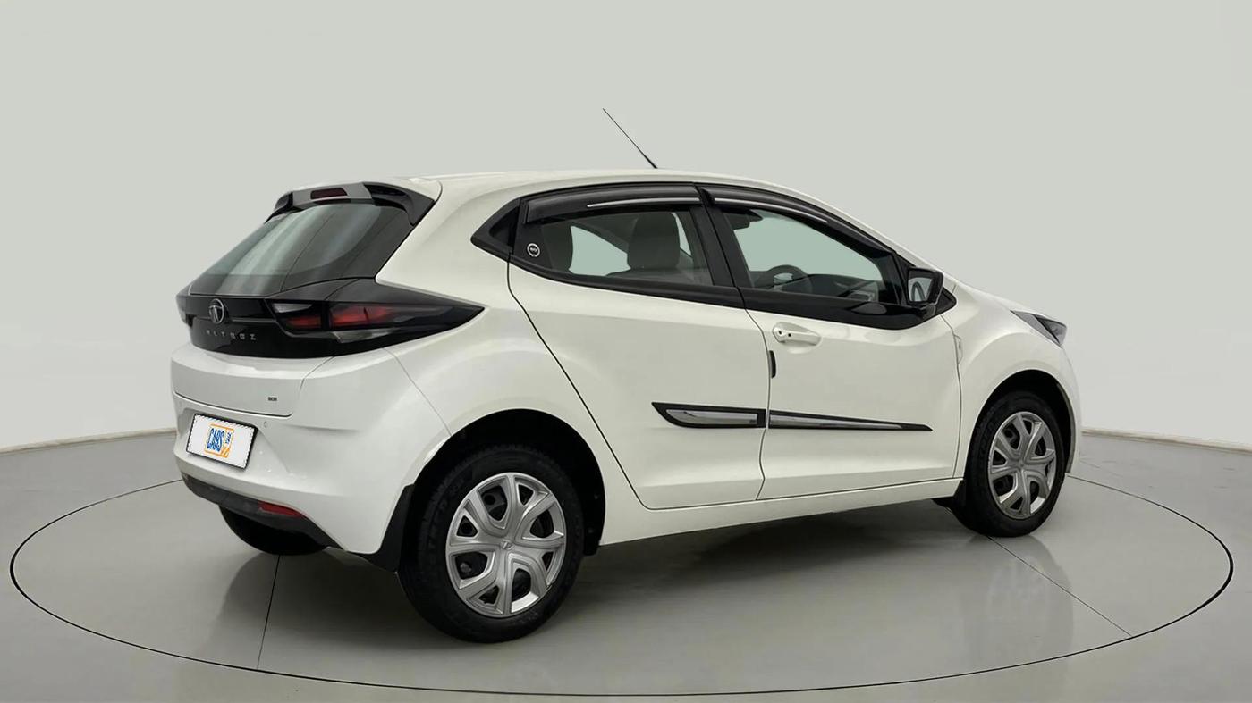 2023 Tata ALTROZ XTA, Petrol, Automatic, 13,461 km, Right Back Diagonal
