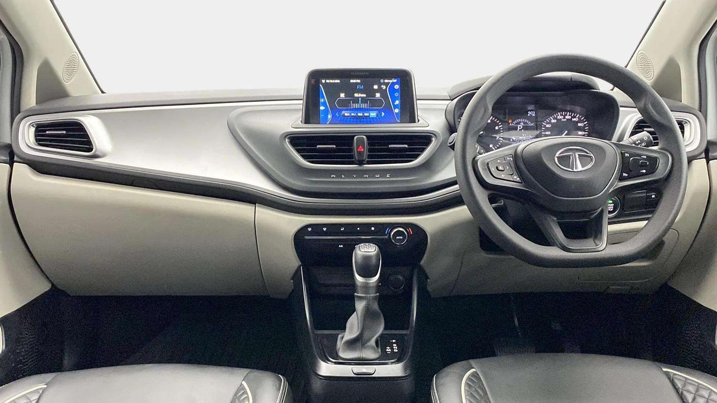 2023 Tata ALTROZ XTA, Petrol, Automatic, 13,461 km, Dashboard