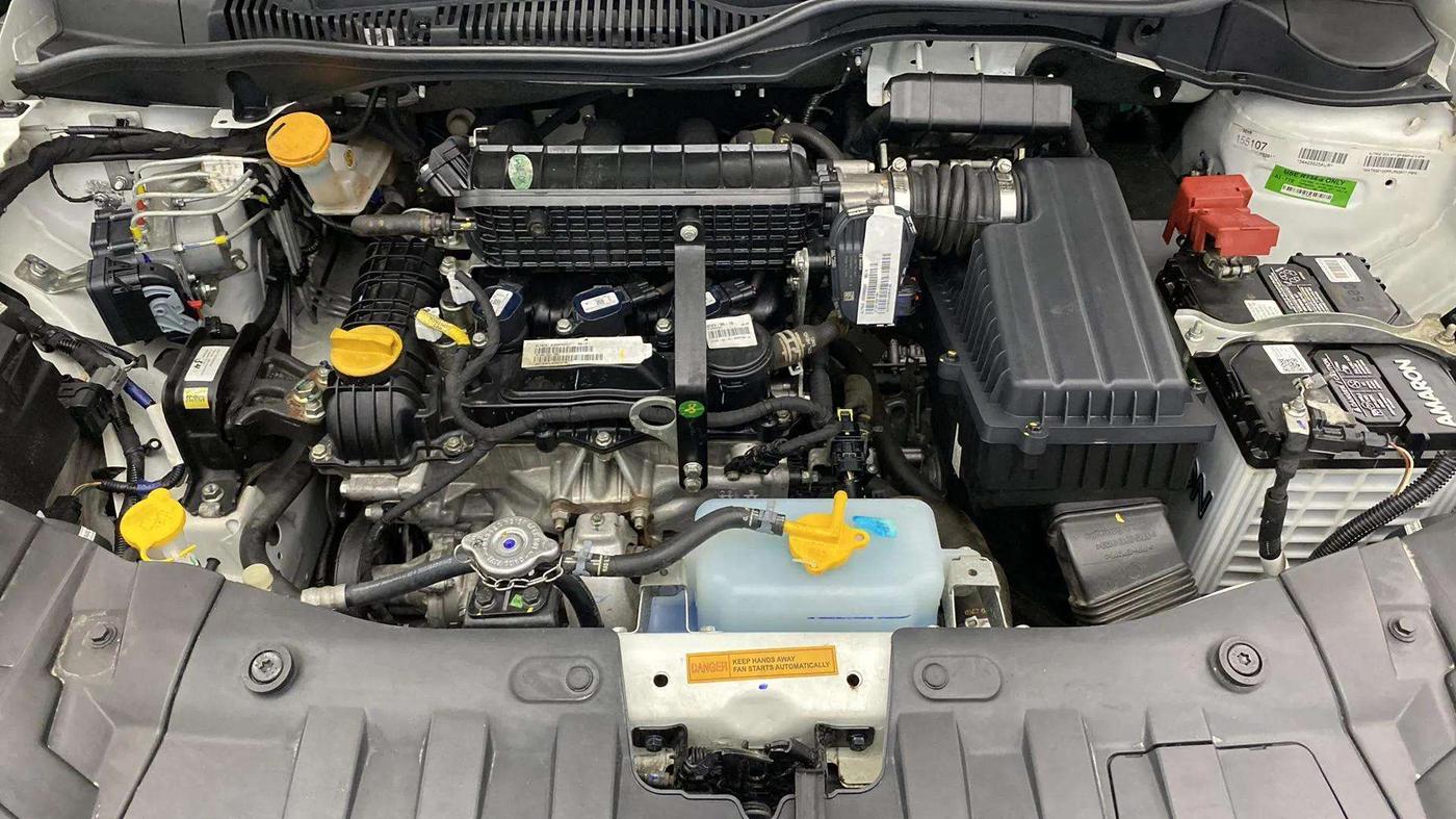 2023 Tata ALTROZ XTA, Petrol, Automatic, 13,461 km, Engine View