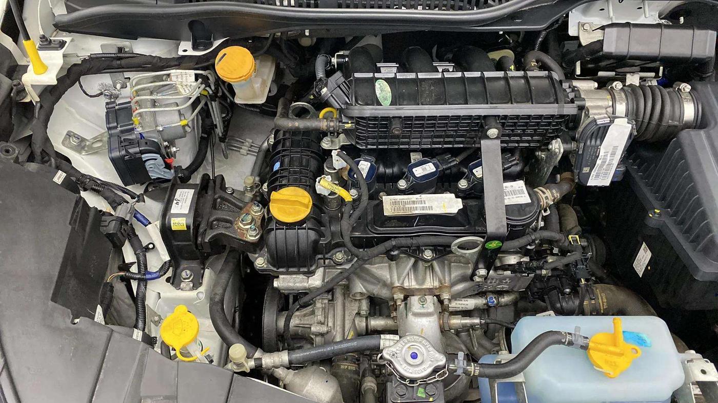2023 Tata ALTROZ XTA, Petrol, Automatic, 13,461 km, Engine View - Right