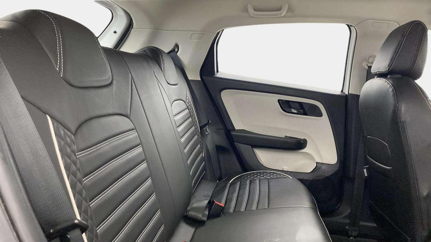 2023 Tata ALTROZ XTA, Petrol, Automatic, 13,461 km, Right Side Rear Door Cabin
