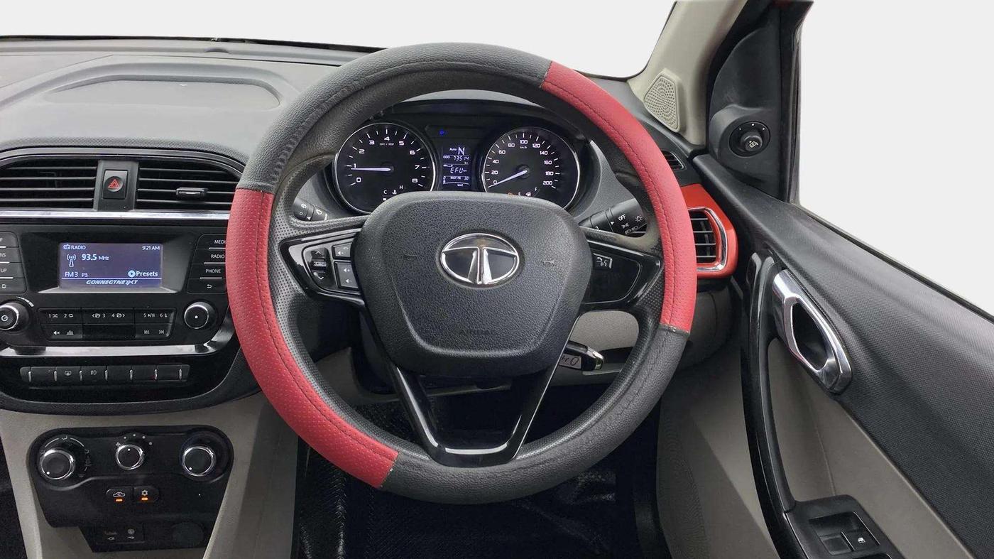 2018 Tata Tiago XZA PETROL, Petrol, Automatic, 73,569 km, Steering Wheel Close Up