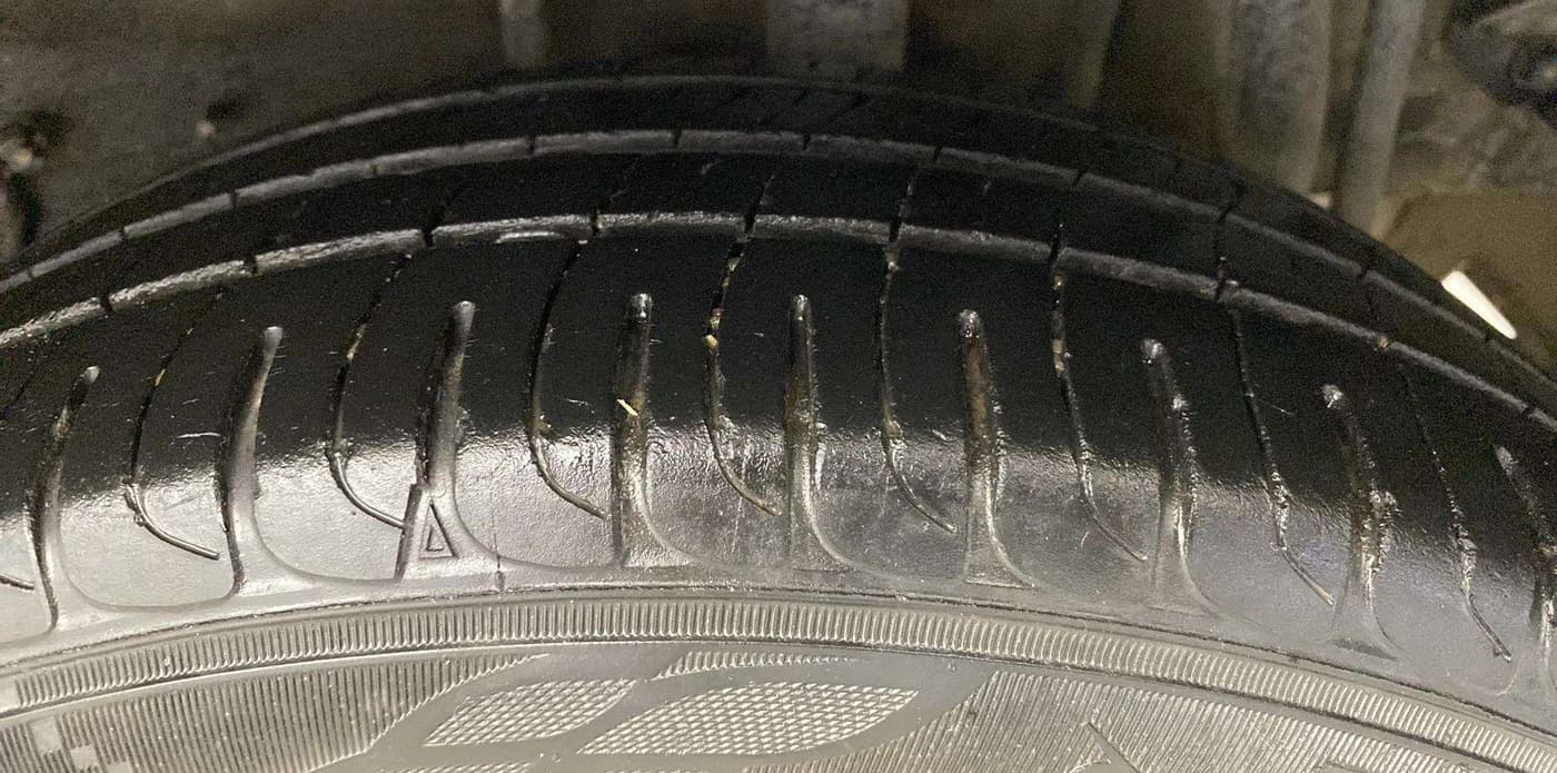 2020 Tata Tiago XZ PETROL, Petrol, Manual, 76,103 km, Left Rear Tyre Tread