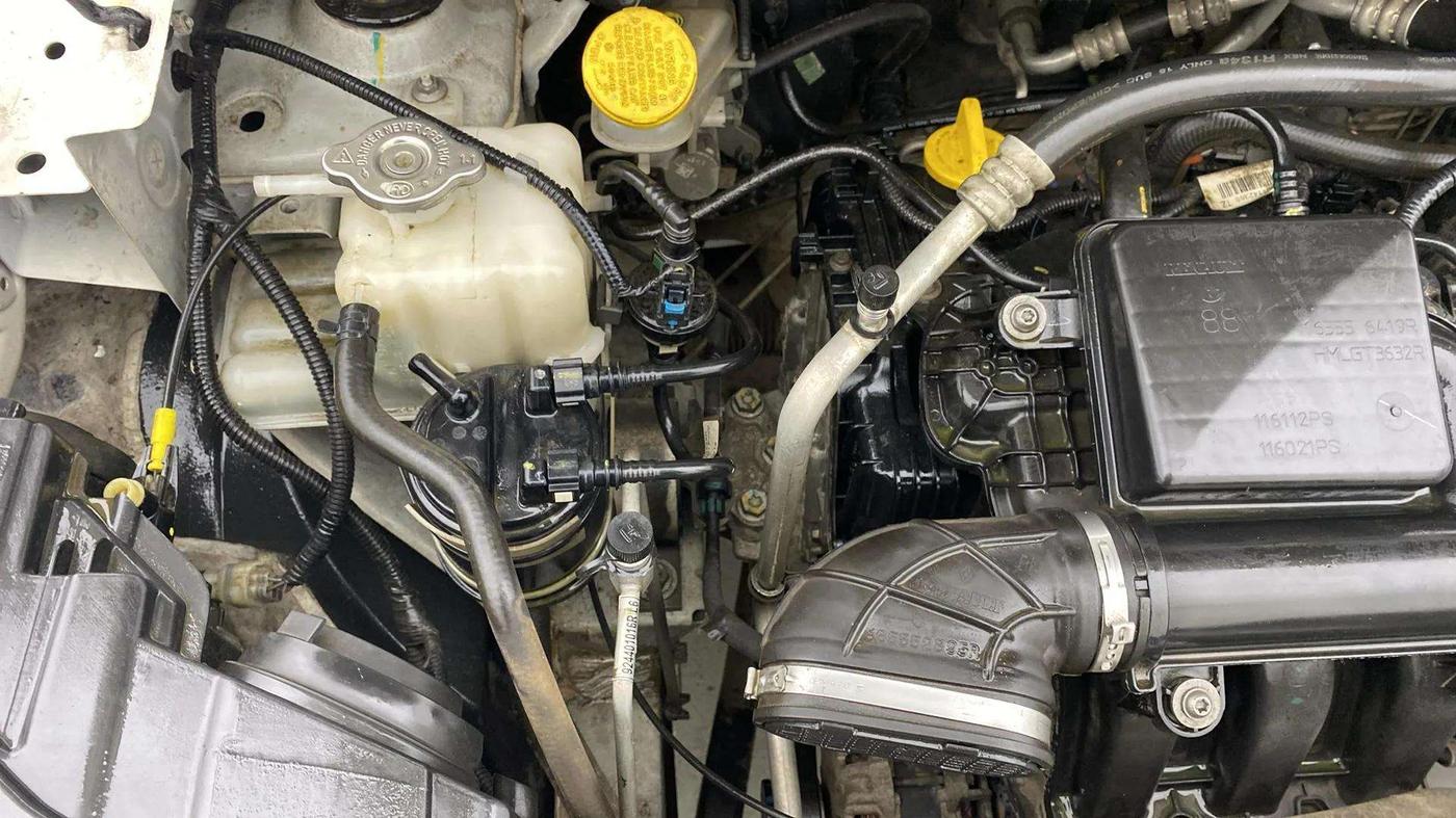 2019 Renault TRIBER RXZ, Petrol, Manual, 47,316 km, Engine View - Right