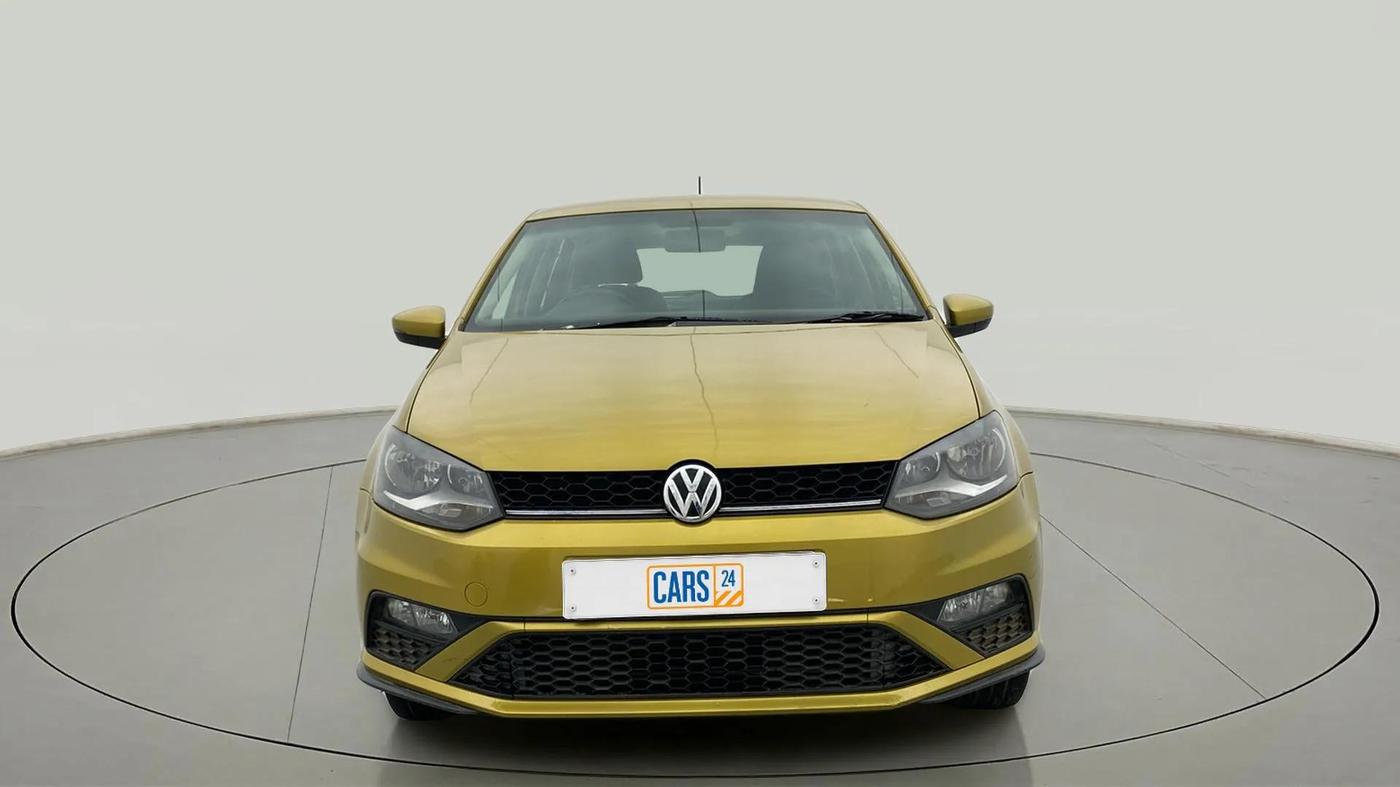 2017 Volkswagen Polo HIGHLINE1.2L, Petrol, Manual, 49,289 km, Front