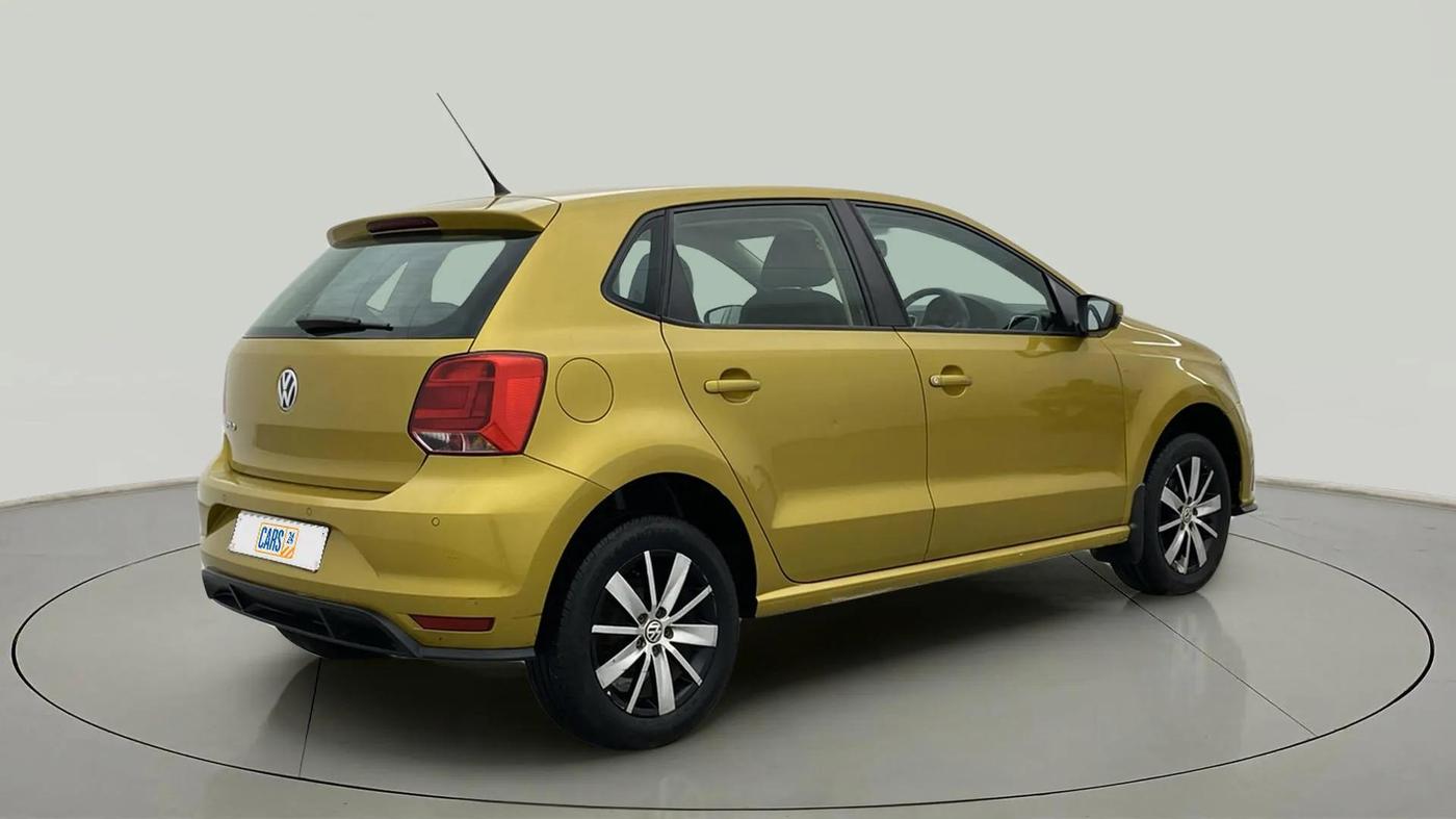 2017 Volkswagen Polo HIGHLINE1.2L, Petrol, Manual, 49,289 km, Right Back Diagonal