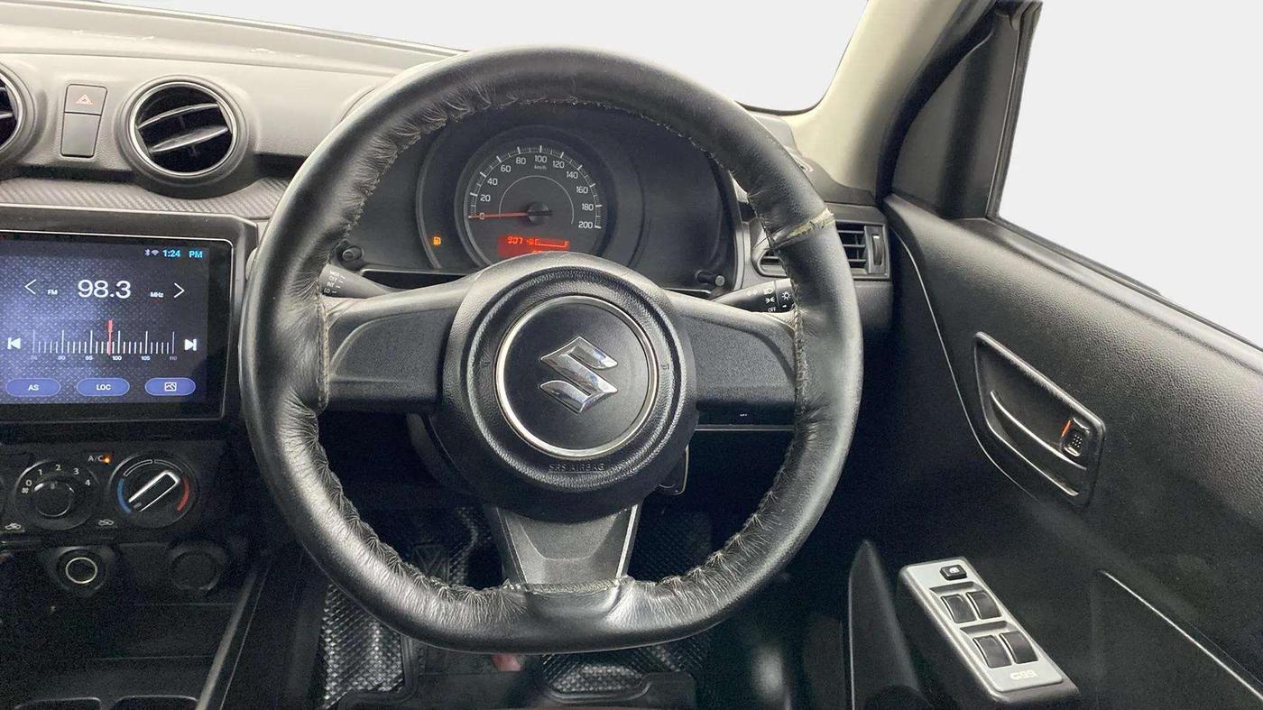 2021 Maruti Swift LXI, Petrol, Manual, 90,496 km, Steering Wheel Close Up
