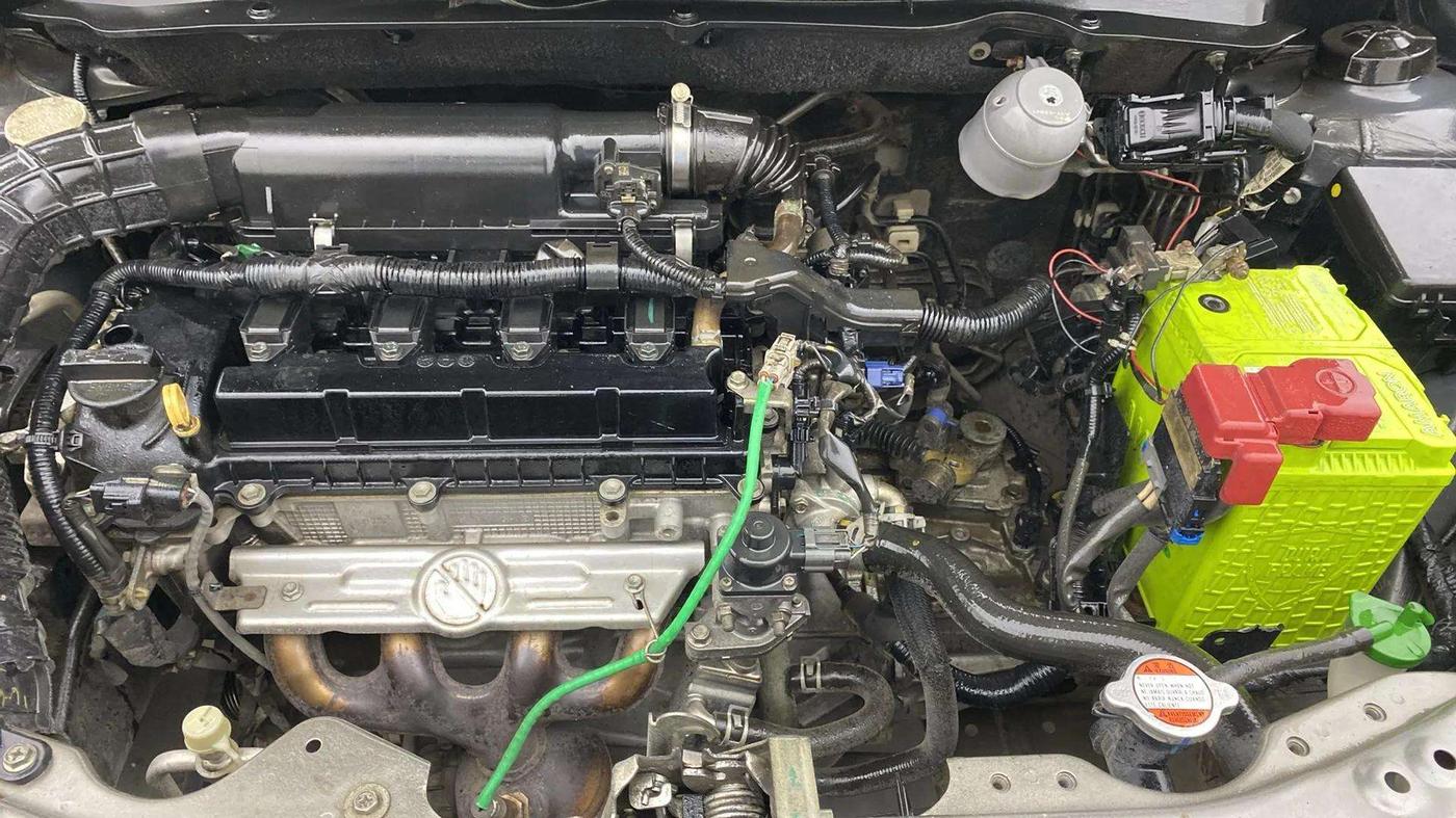 2021 Maruti Swift LXI, Petrol, Manual, 90,496 km, Engine View
