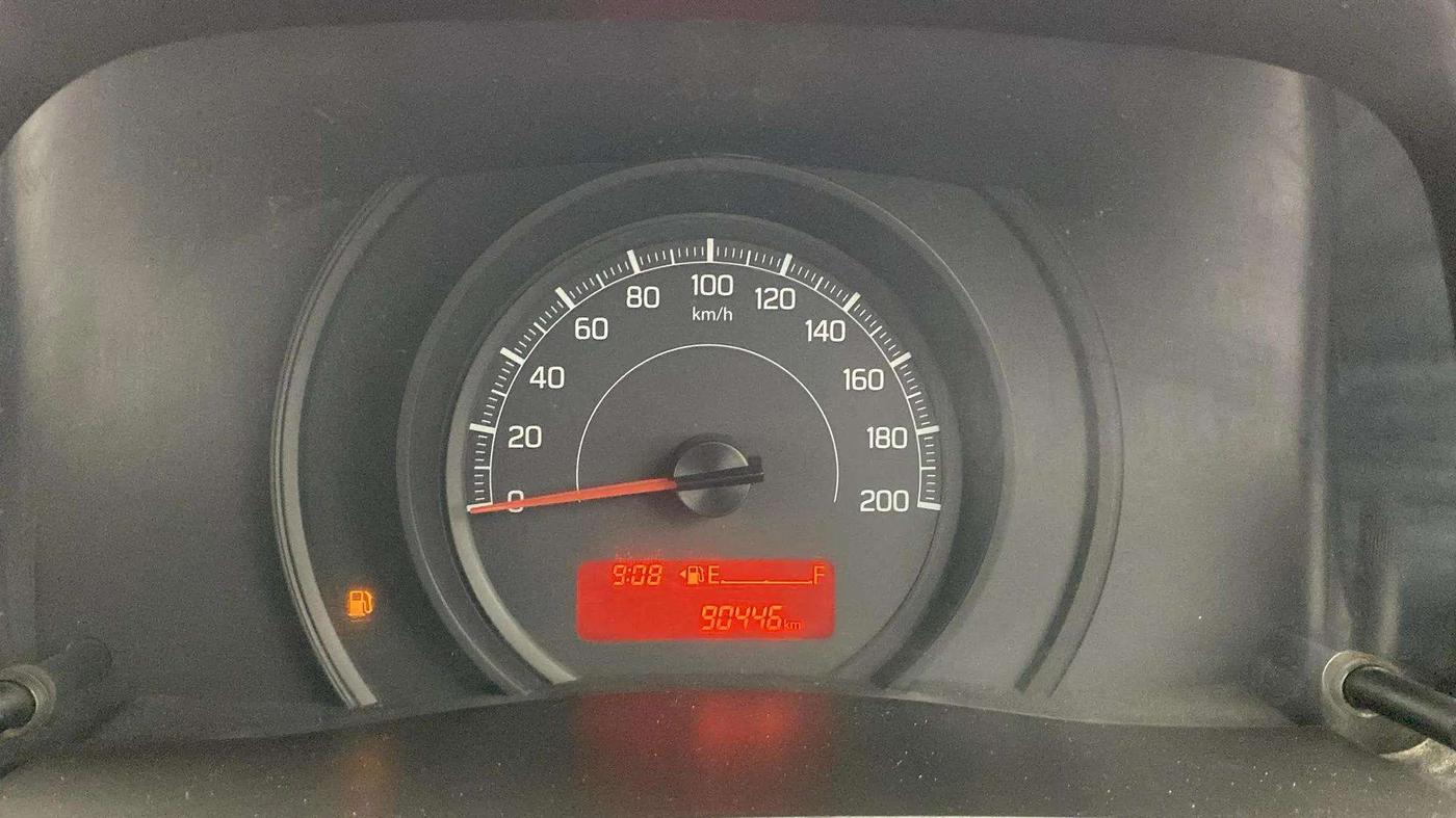 2021 Maruti Swift LXI, Petrol, Manual, 90,496 km, Odometer Image