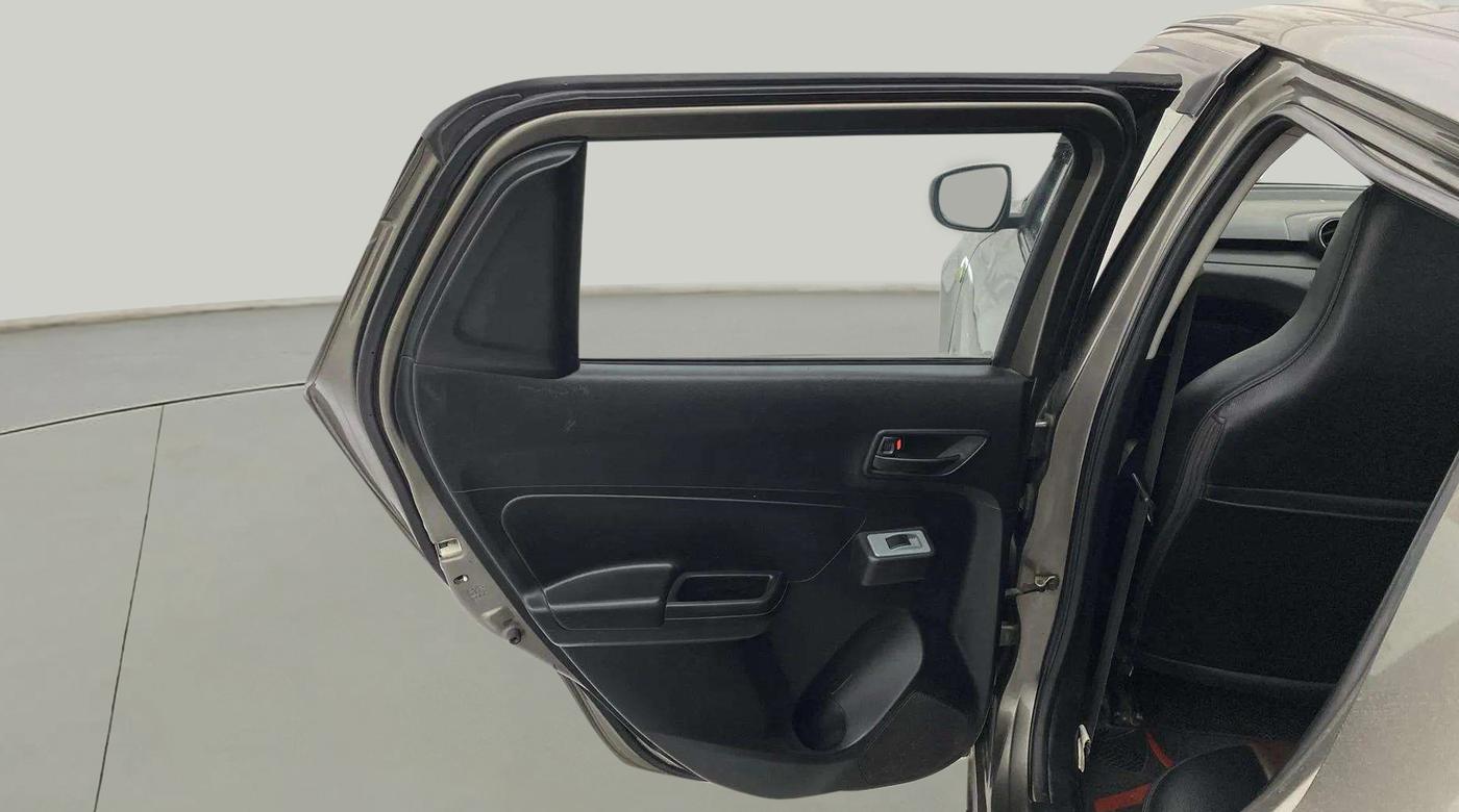 2021 Maruti Swift LXI, Petrol, Manual, 90,496 km, LHS Rear Door