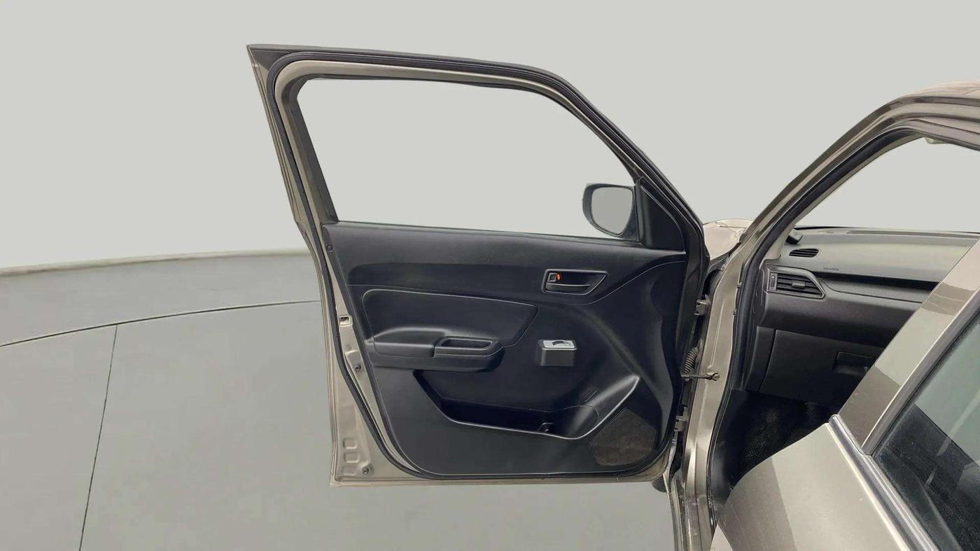 2021 Maruti Swift LXI, Petrol, Manual, 90,496 km, LHS Front Door