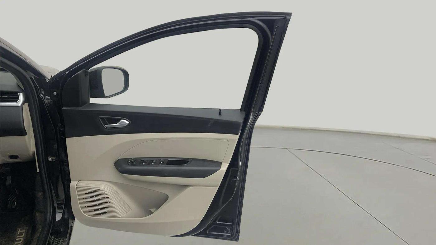 2023 Renault TRIBER RXZ, Petrol, Manual, 17,467 km, RHS Front Door