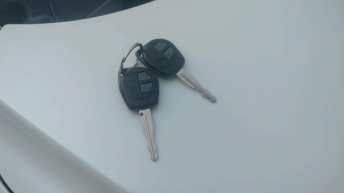 2024 Maruti FRONX DELTA PLUS 1.2MT, Petrol, Manual, 22,783 km, Key Close Up