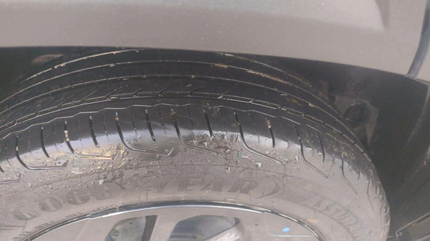 2024 Maruti FRONX DELTA PLUS 1.2MT, Petrol, Manual, 22,783 km, Right Rear Tyre Tread