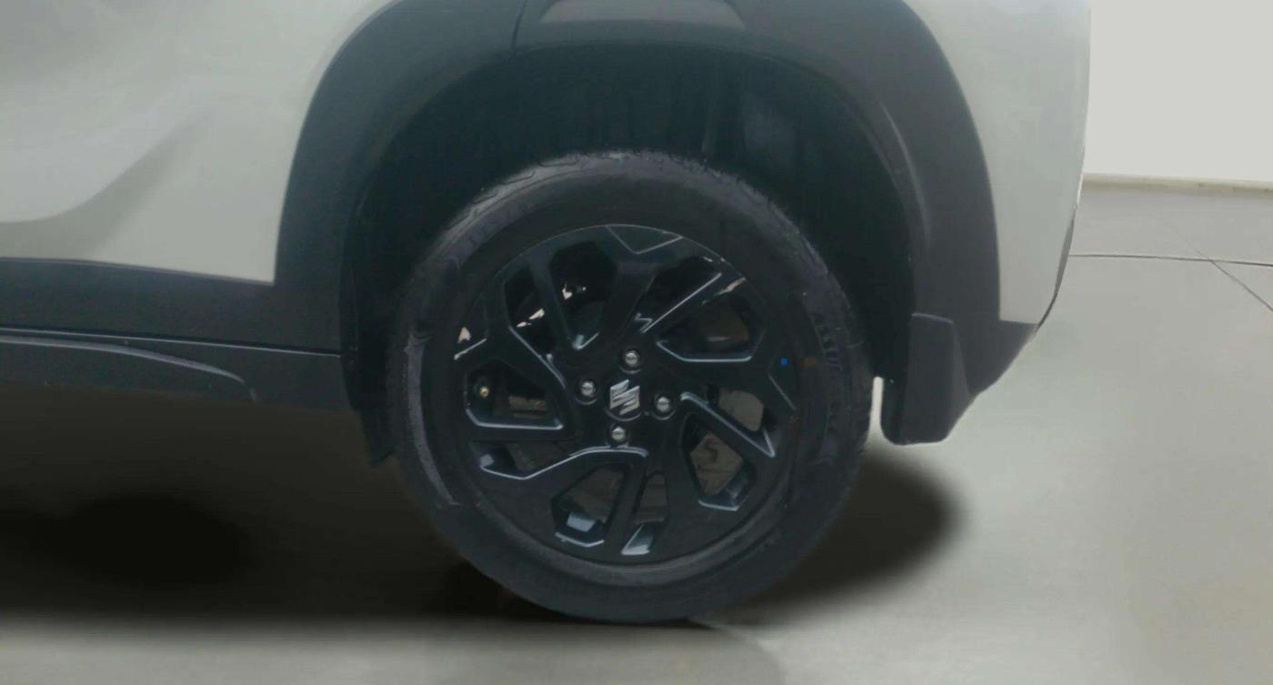 2024 Maruti FRONX DELTA PLUS 1.2MT, Petrol, Manual, 22,783 km, Left Rear Wheel