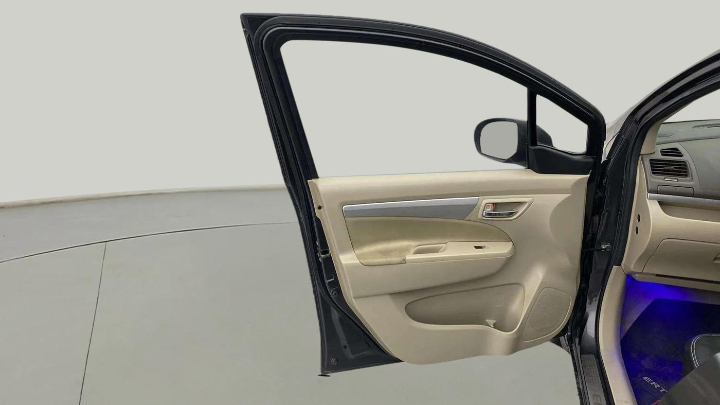 2016 Maruti Ertiga ZXI, Petrol, Manual, 58,426 km, LHS Front Door