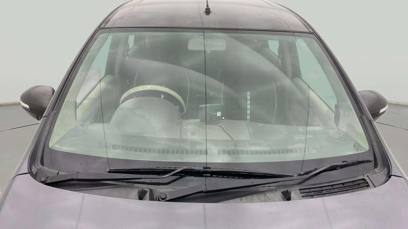 2016 Maruti Ertiga ZXI, Petrol, Manual, 58,426 km, Front Windshield