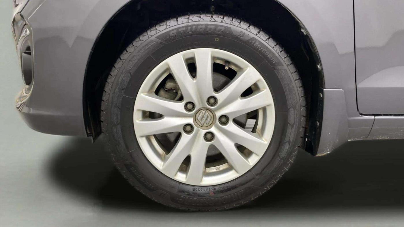 2016 Maruti Ertiga ZXI, Petrol, Manual, 58,426 km, Left Front Wheel