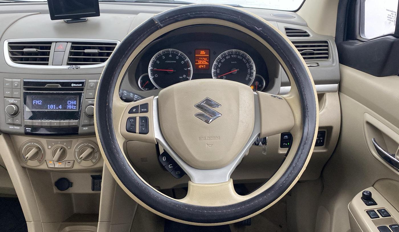 2016 Maruti Ertiga ZXI, Petrol, Manual, 58,426 km, Steering Wheel Close Up