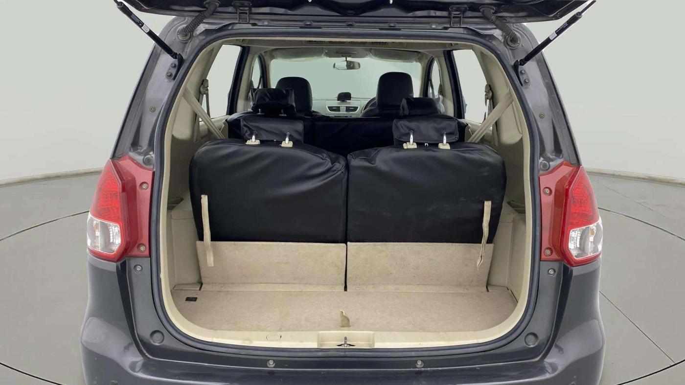 2016 Maruti Ertiga ZXI, Petrol, Manual, 58,426 km, Boot Inside