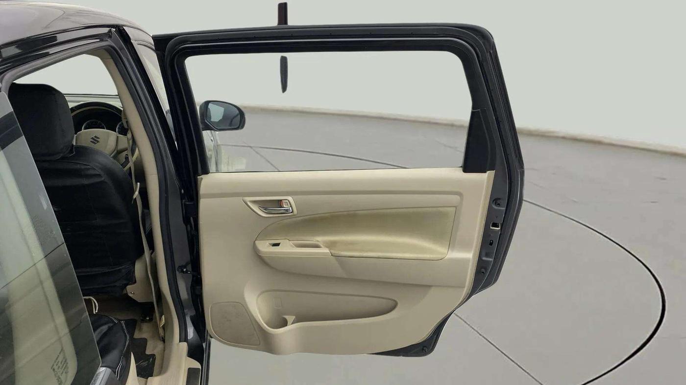 2016 Maruti Ertiga ZXI, Petrol, Manual, 58,426 km, RHS Rear Door