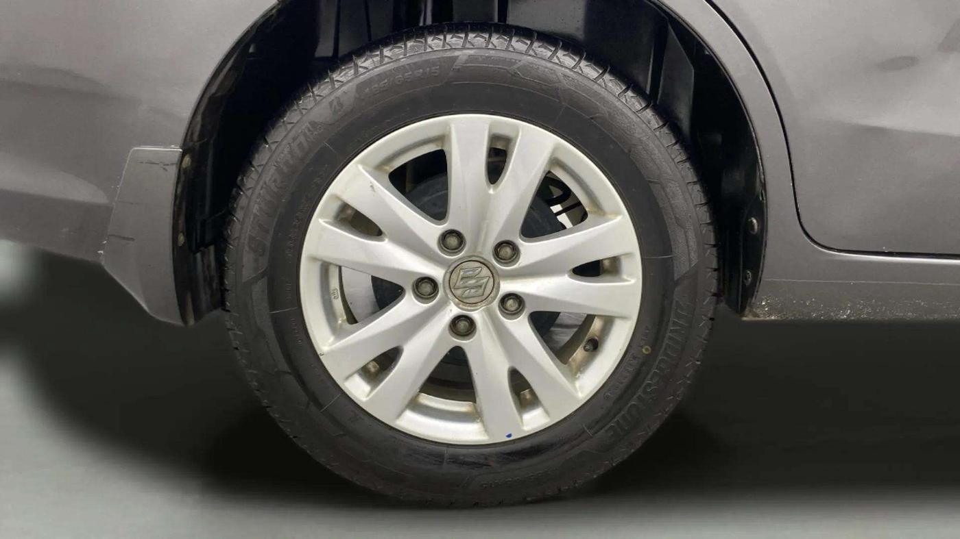 2016 Maruti Ertiga ZXI, Petrol, Manual, 58,426 km, Right Rear Wheel