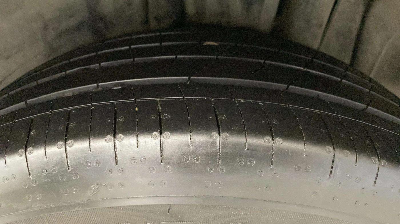2018 Maruti S Cross ALPHA 1.3, Diesel, Manual, 36,418 km, Left Rear Tyre Tread