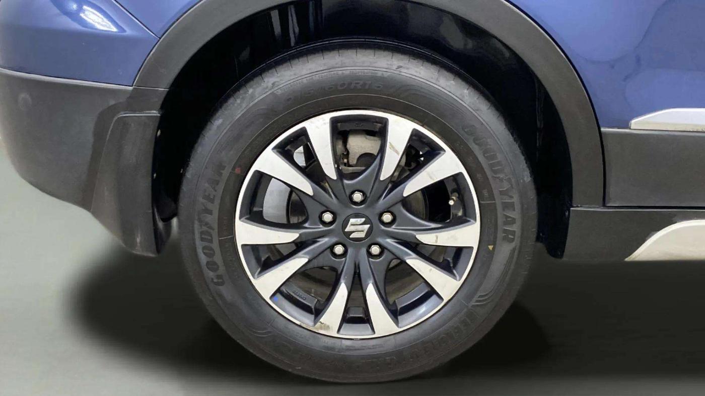 2018 Maruti S Cross ALPHA 1.3, Diesel, Manual, 36,418 km, Right Rear Wheel