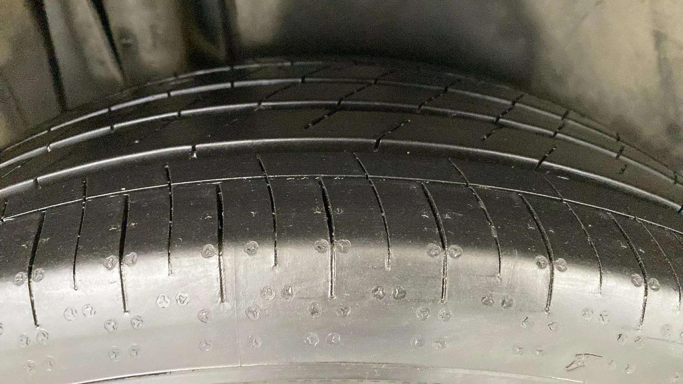 2018 Maruti S Cross ALPHA 1.3, Diesel, Manual, 36,418 km, Right Rear Tyre Tread