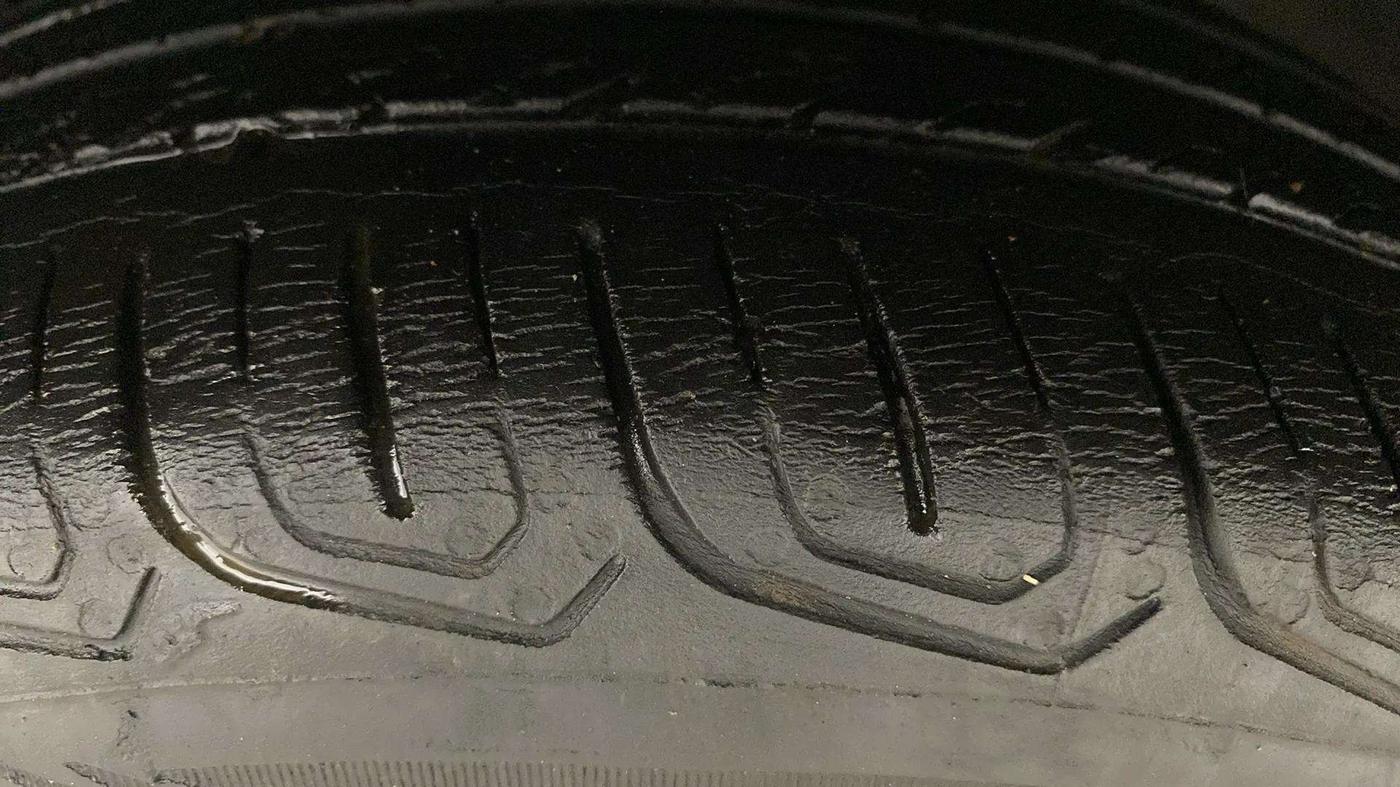 2022 Tata TIGOR XZ PLUS CNG, CNG, Manual, 39,683 km, Left Front Tyre Tread