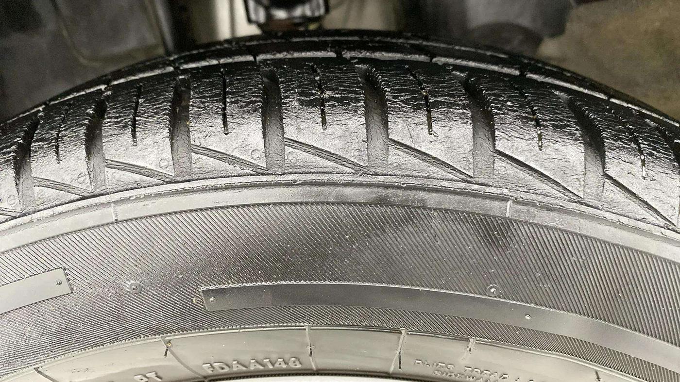 2020 Renault Kwid RXT 0.8, Petrol, Manual, 45,753 km, Left Front Tyre Tread