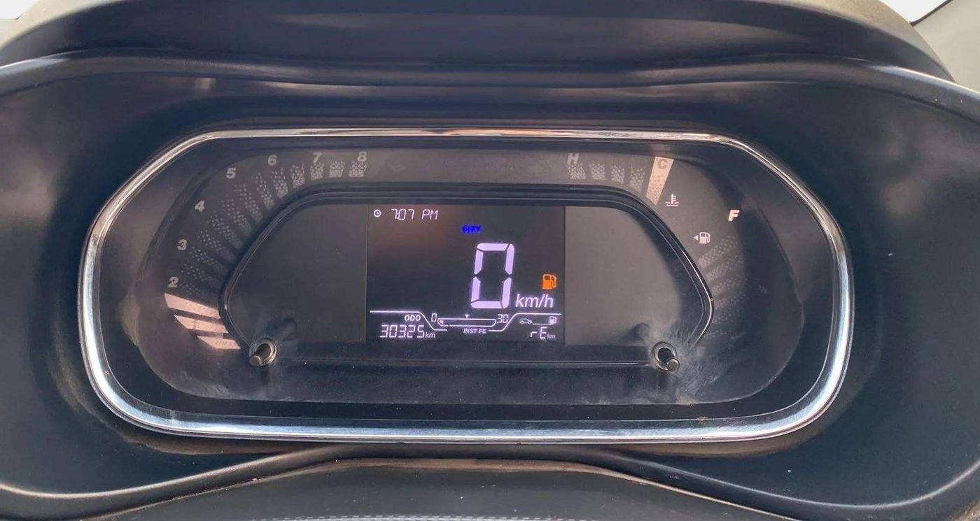 2023 Tata NEXON XM SUNROOF PETROL, Petrol, Manual, 30,367 km, Odometer Image