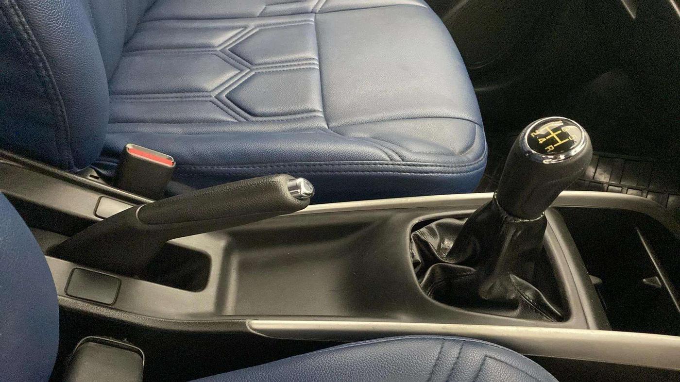 2016 Maruti Baleno DELTA PETROL 1.2, Petrol, Manual, 76,258 km, Gear Lever